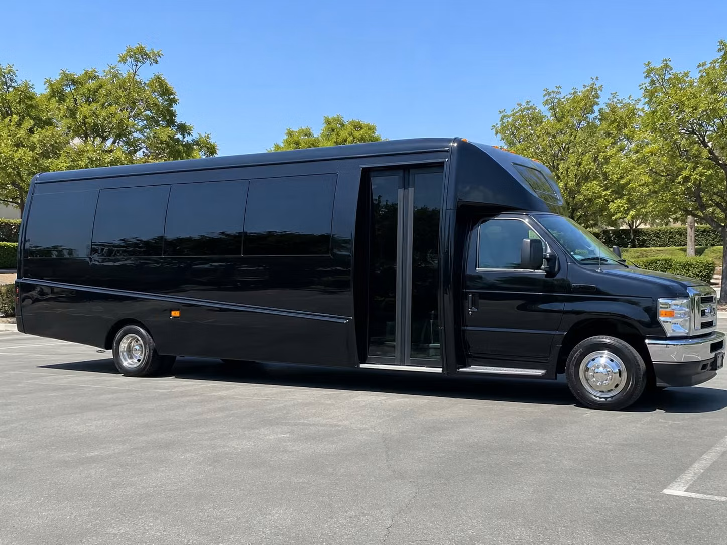 20 passenger minibus