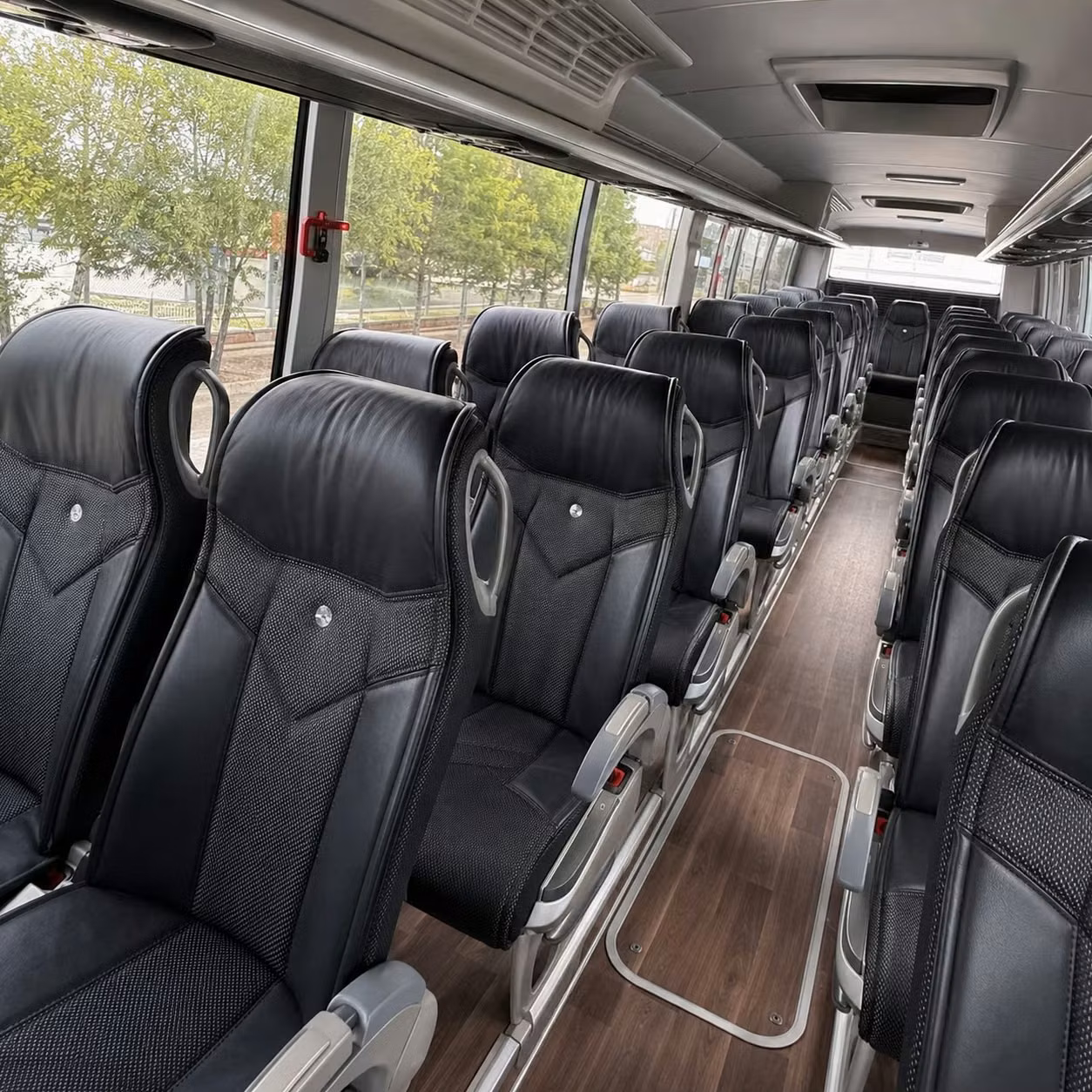 boulder charter bus hero 2